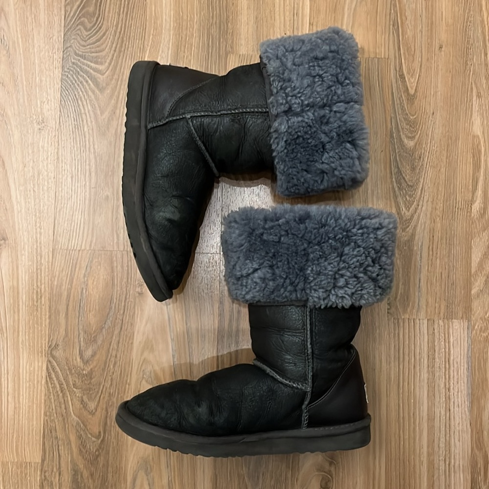 Ugg boots - Picture 2 of 8